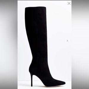 Veronica beard Lisa black suede boots NWT and original box